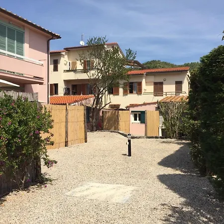 Perla Marina – 200 Metres Hébergement de vacances